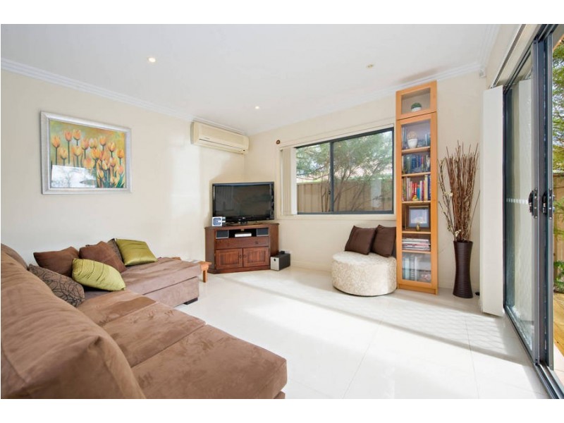 2/278 – 280 Port Hacking Rd, Miranda NSW 2228