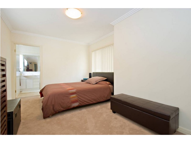 2/278 – 280 Port Hacking Rd, Miranda NSW 2228