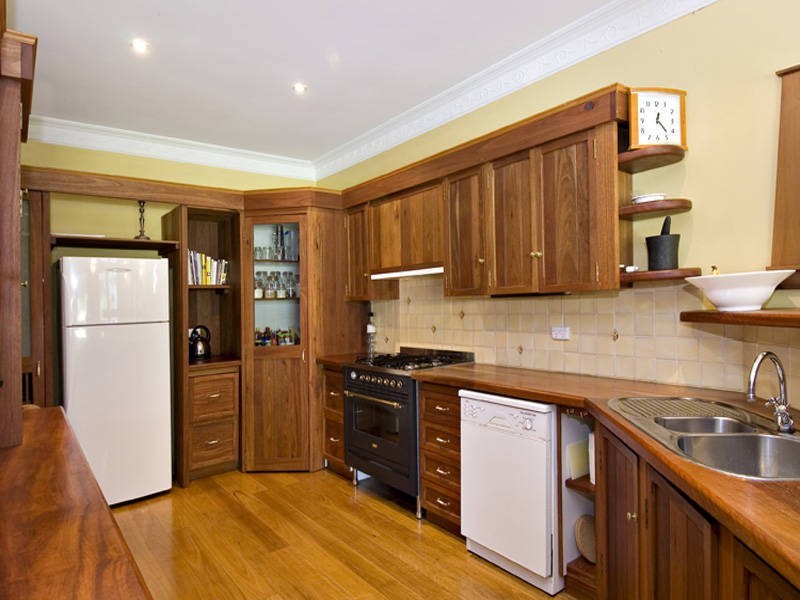 1 Rowe Street, Connells Point NSW 2221