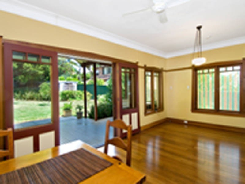 1 Rowe Street, Connells Point NSW 2221