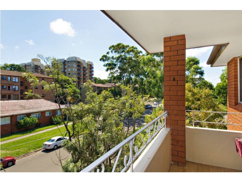 13/35-37 Banksia Road, Caringbah NSW 2229