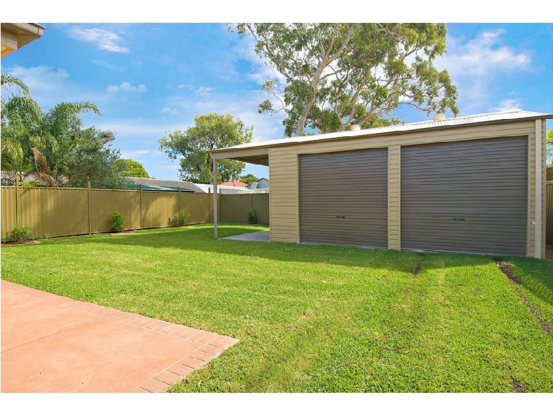 43 Woodfield Blvd, Caringbah NSW 2229