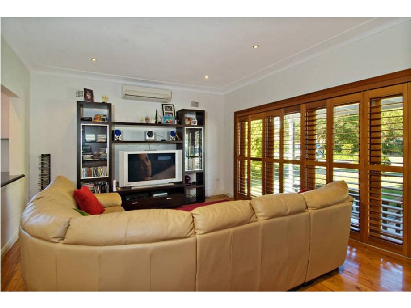 13 Taywood Street, Woolooware NSW 2230