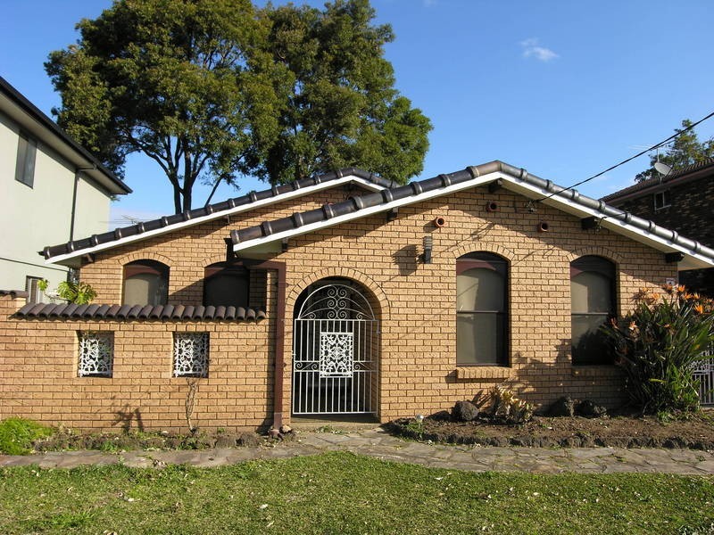 12 Captain Cook Drive, Caringbah NSW 2229