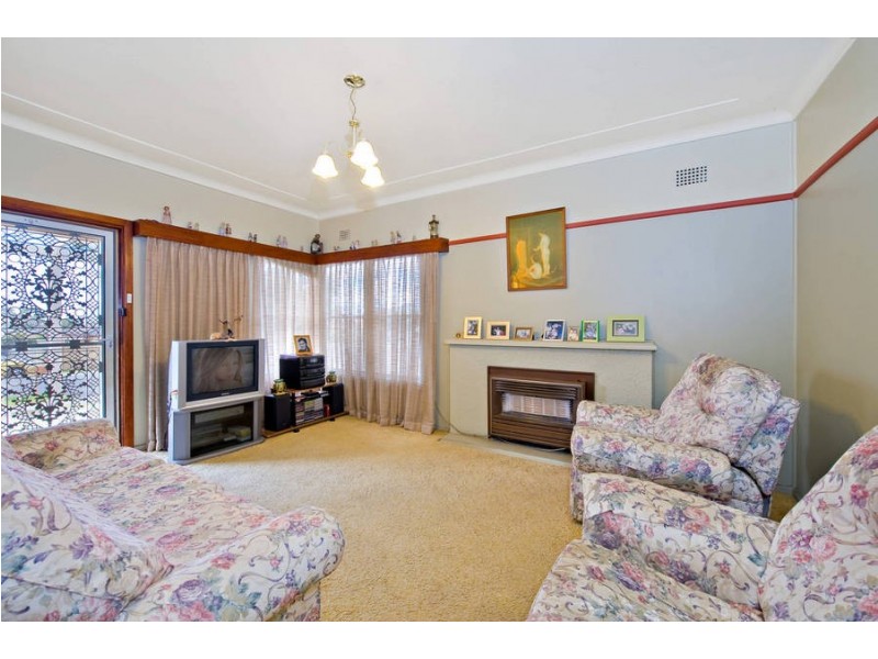 2 Pacific Street, Caringbah NSW 2229