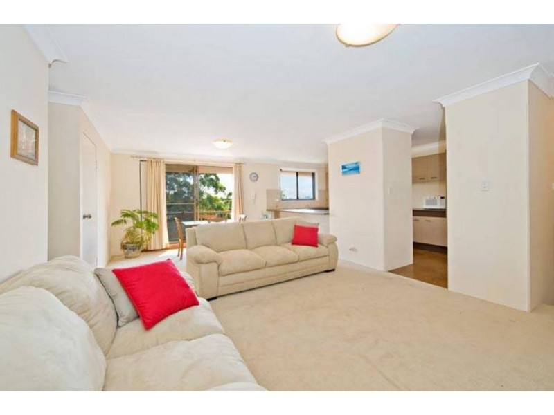 8/200 Willarong Road, Caringbah NSW 2229