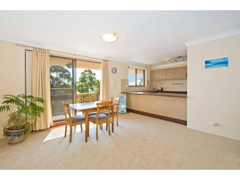 8/200 Willarong Road, Caringbah NSW 2229