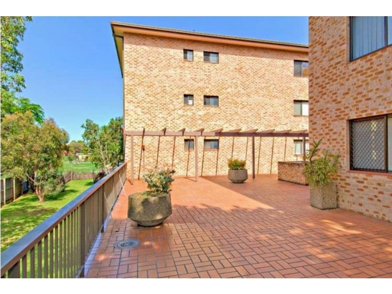 8/200 Willarong Road, Caringbah NSW 2229