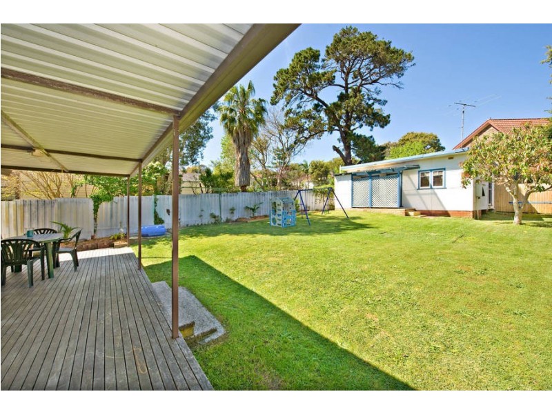 38 Leonay Street, Sutherland NSW 2232