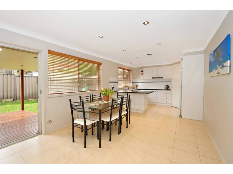 17 Kilmarnock Road, Engadine NSW 2233