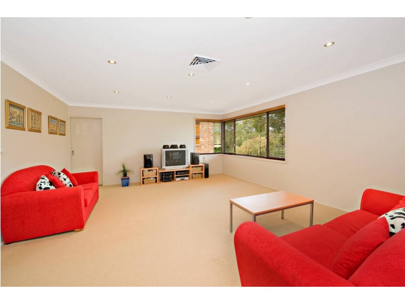 17 Kilmarnock Road, Engadine NSW 2233