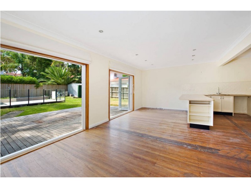 141 Burraneer Bay Rd, Woolooware NSW 2230