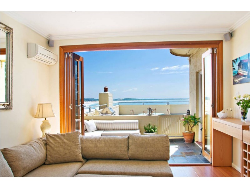 2/4 The Esplanade, Cronulla NSW 2230