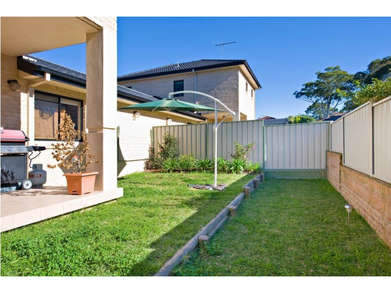 1/11 Wallumatta Rd, Caringbah NSW 2229