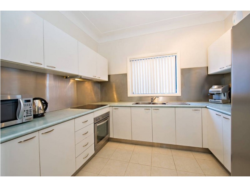 32 Captain Cook Drive, Caringbah NSW 2229