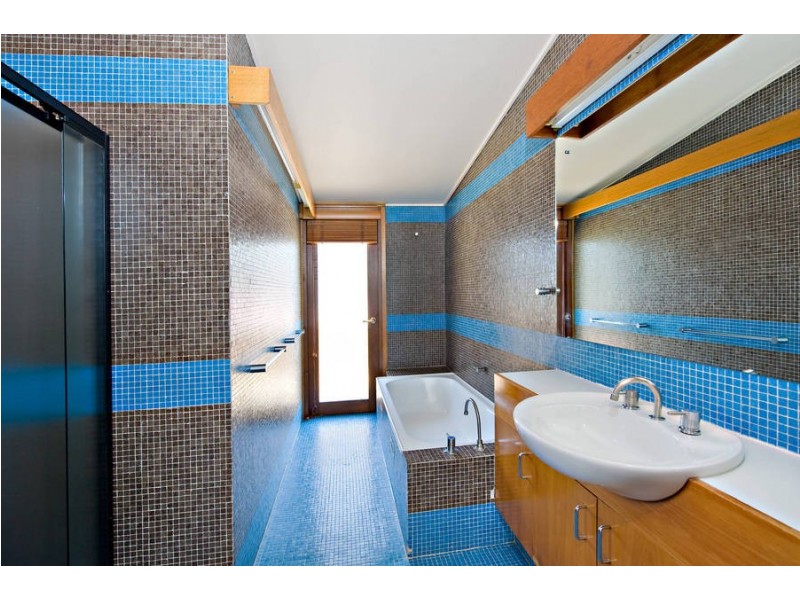 24 Kangaroo Point Road, Kangaroo Point NSW 2224