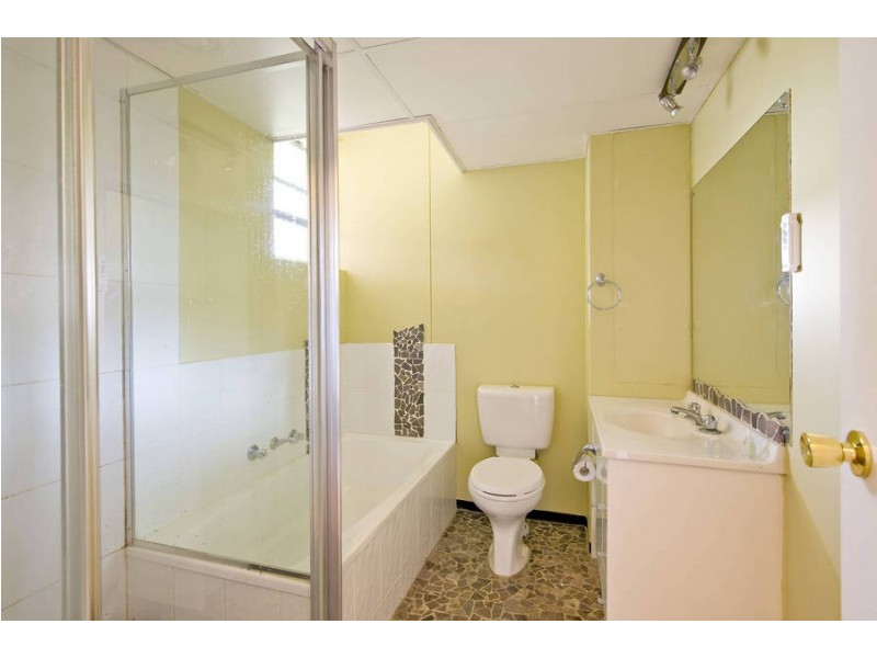 6D/5 Wandella Road, Miranda NSW 2228