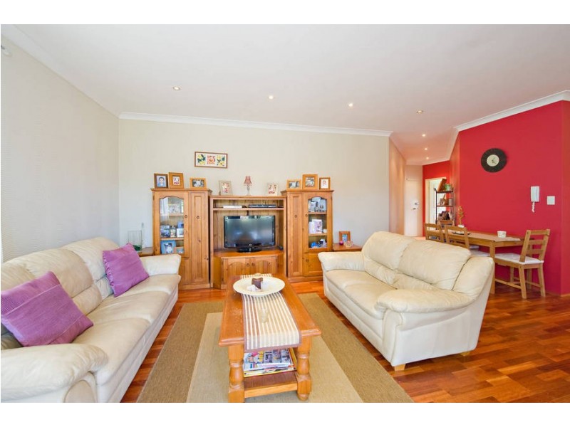 15/3 Banksia Rd, Caringbah NSW 2229