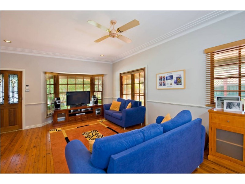 194 Gannons Road, Caringbah NSW 2229