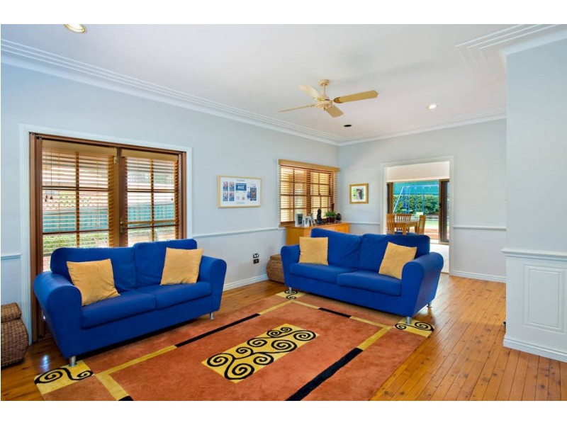 194 Gannons Road, Caringbah NSW 2229