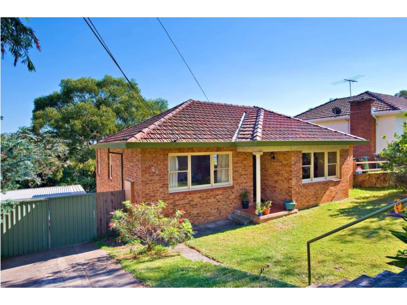 27 Loraine Avenue, Caringbah NSW 2229