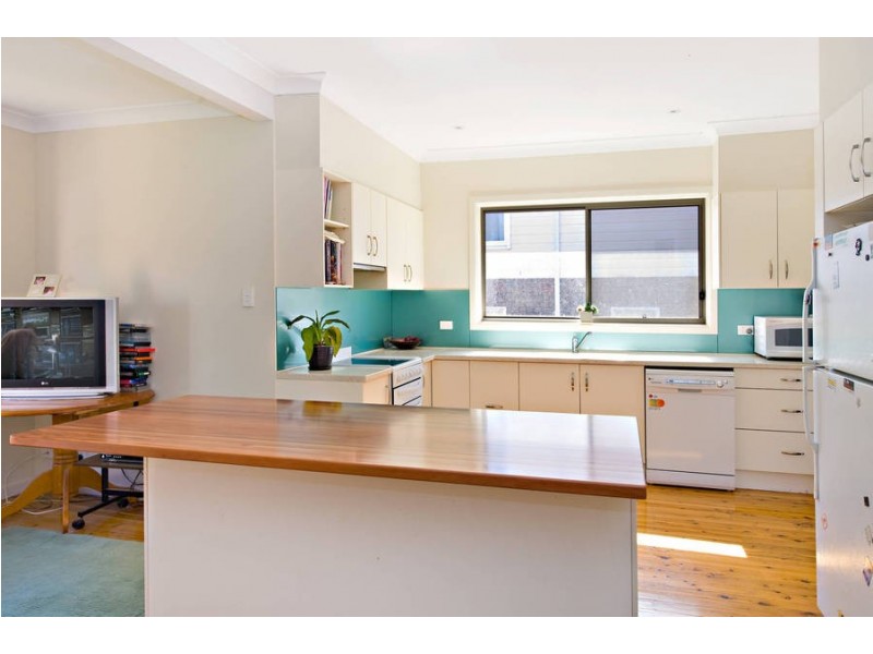 27 Loraine Avenue, Caringbah NSW 2229