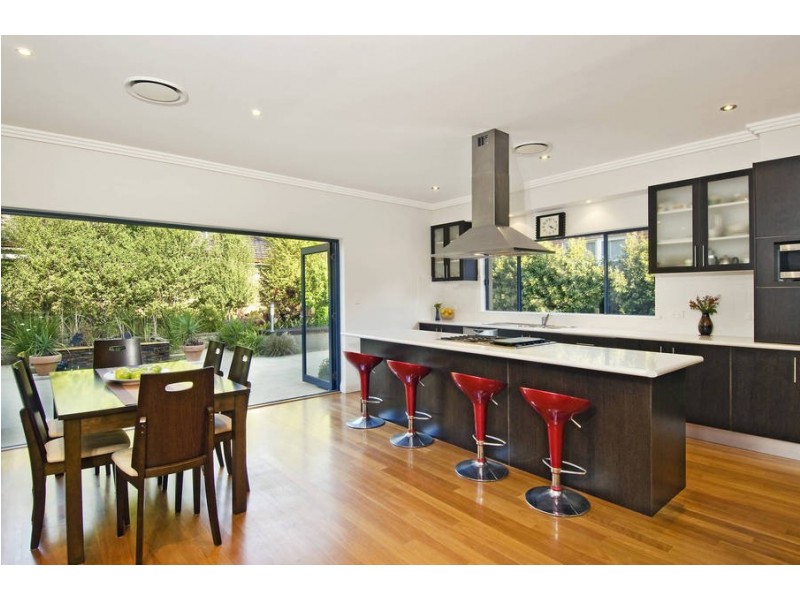 6 Coral Rd, Woolooware NSW 2230