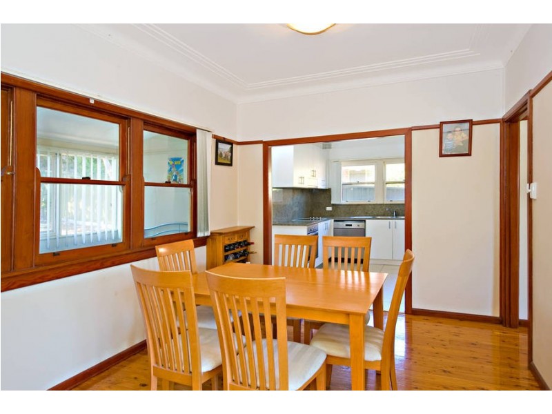 20 Taren Road, Caringbah NSW 2229