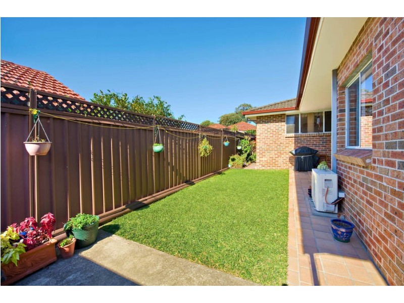 2/16 Bellevue Pde, Caringbah NSW 2229