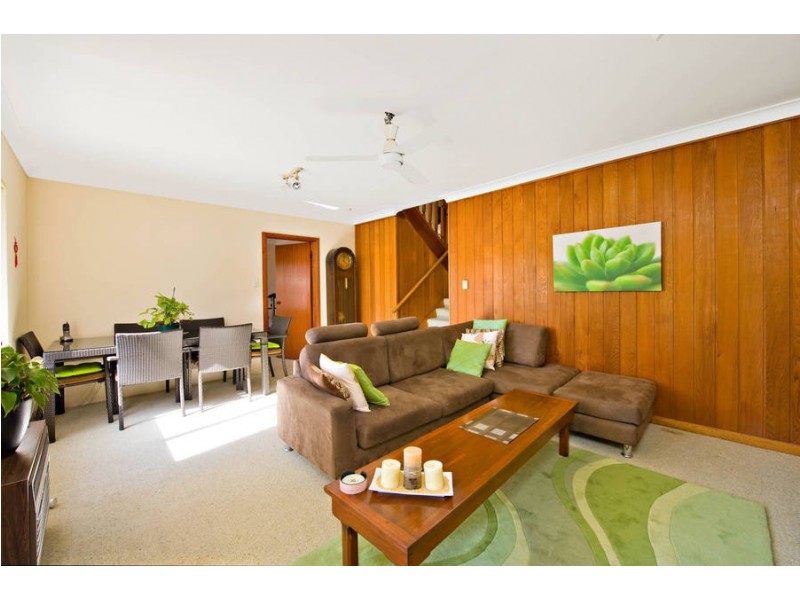 2/95 Yathong Road, Caringbah NSW 2229