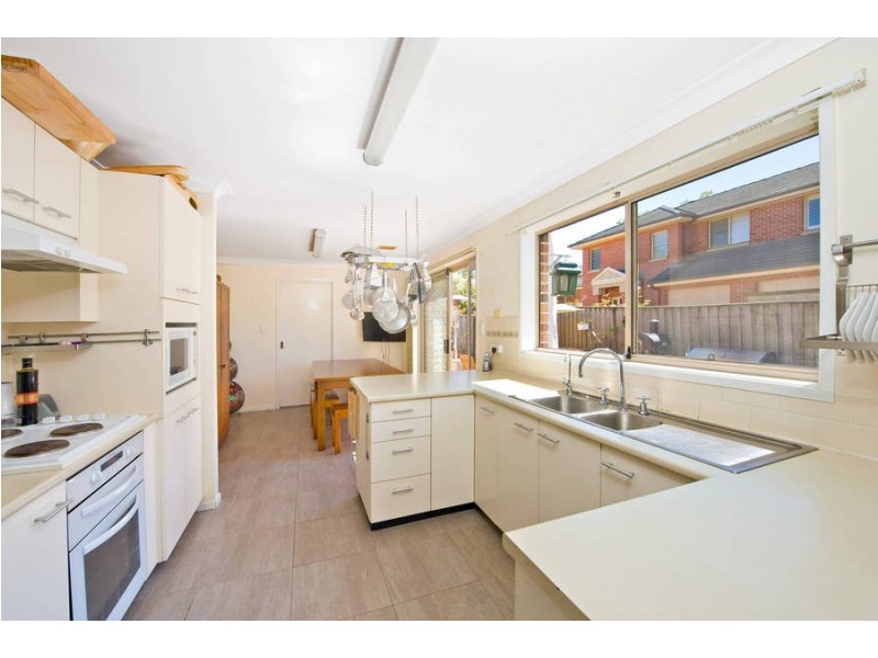 1/7 Wallumatta Rd, Caringbah NSW 2229