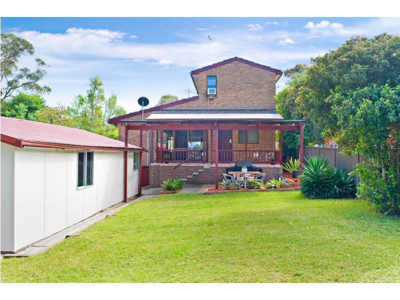 16 Ash Ave, Caringbah South NSW 2229