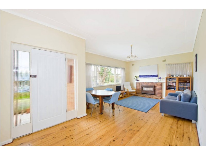 6 Taywood St, Woolooware NSW 2230