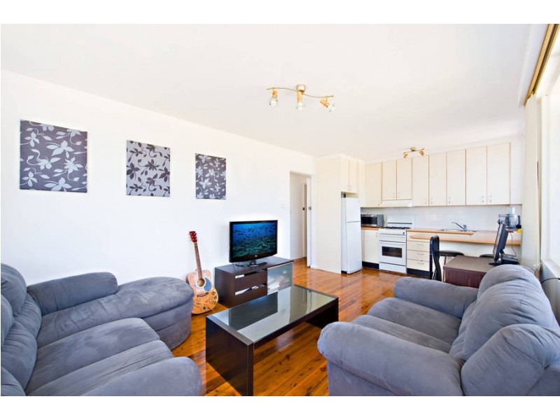 1/5A Trickett Rd, Woolooware NSW 2230