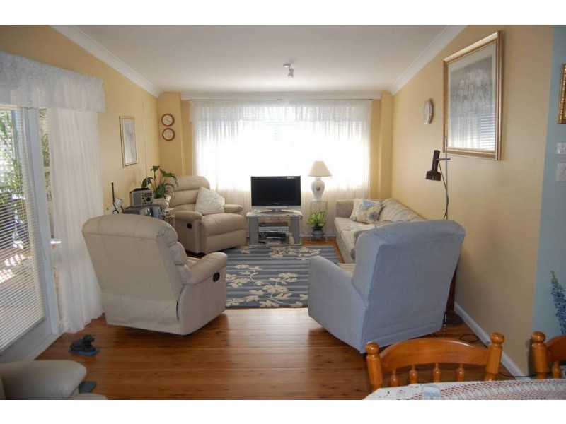 Tuggerawong NSW 2259