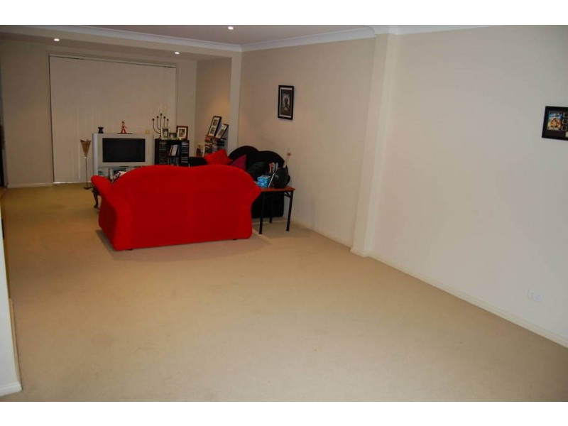 2/72 Dwyer Street, North Gosford NSW 2250