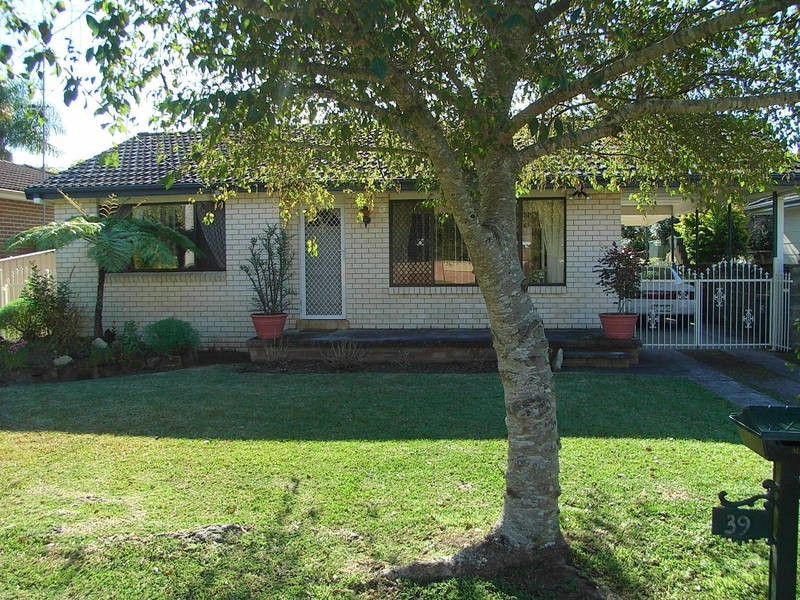 Berkeley Vale NSW 2261