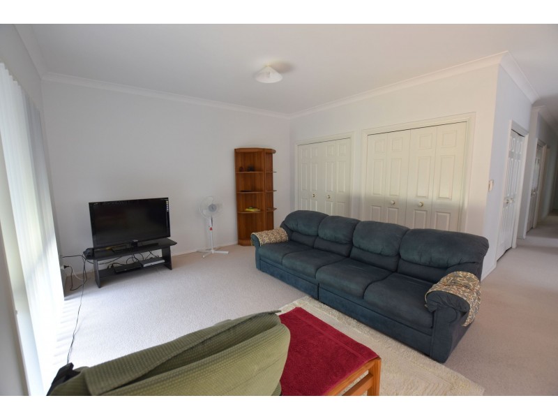 48a Woodbury Park Drive, Mardi NSW 2259