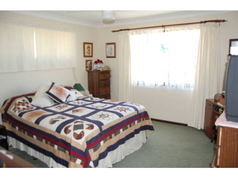 2 Kingland Close, Tacoma South NSW 2259