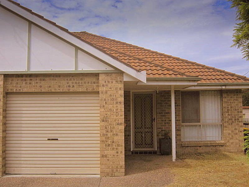 2/41 Burns Road, Ourimbah NSW 2258