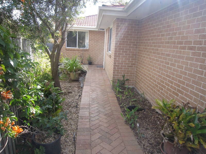 13A Aurora Place, Bateau Bay NSW 2261
