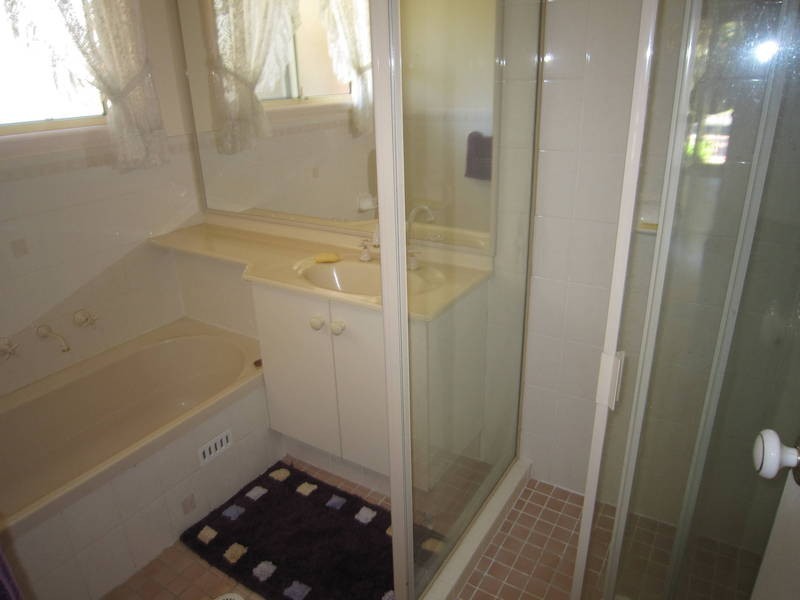 10 Betty Anne Place, Mardi NSW 2259