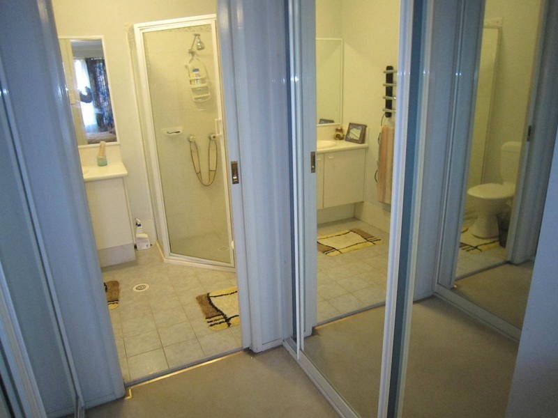 8a Gretal Court, Tuggerah NSW 2259