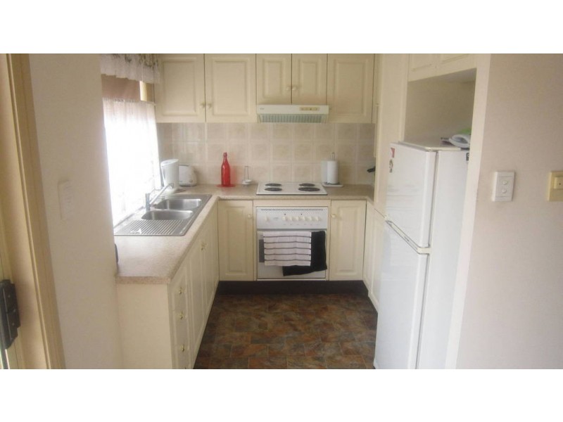 14/4 Gavenlock Road South, Tuggerah NSW 2259