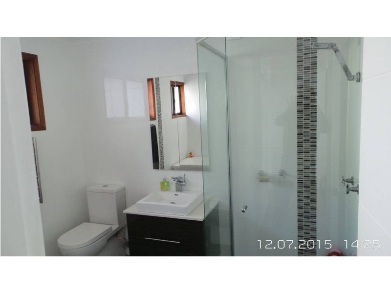 10 Yumbool Cl, Forresters Beach NSW 2260