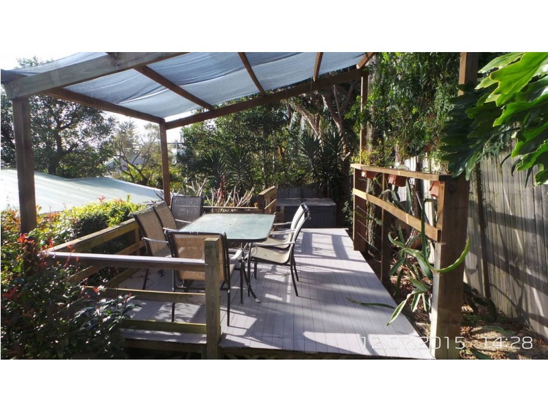 10 Yumbool Cl, Forresters Beach NSW 2260