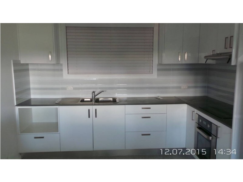 10 Yumbool Cl, Forresters Beach NSW 2260