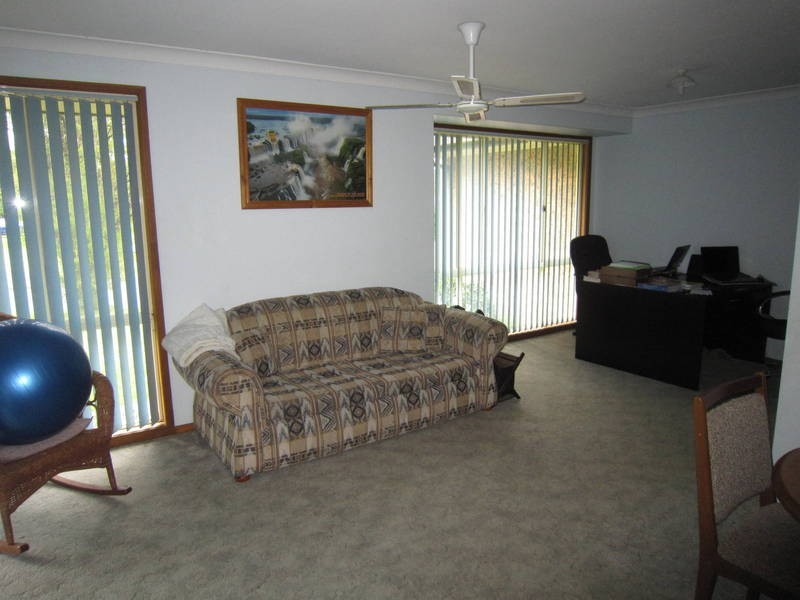 16 Red Cedar Cl, Ourimbah NSW 2258