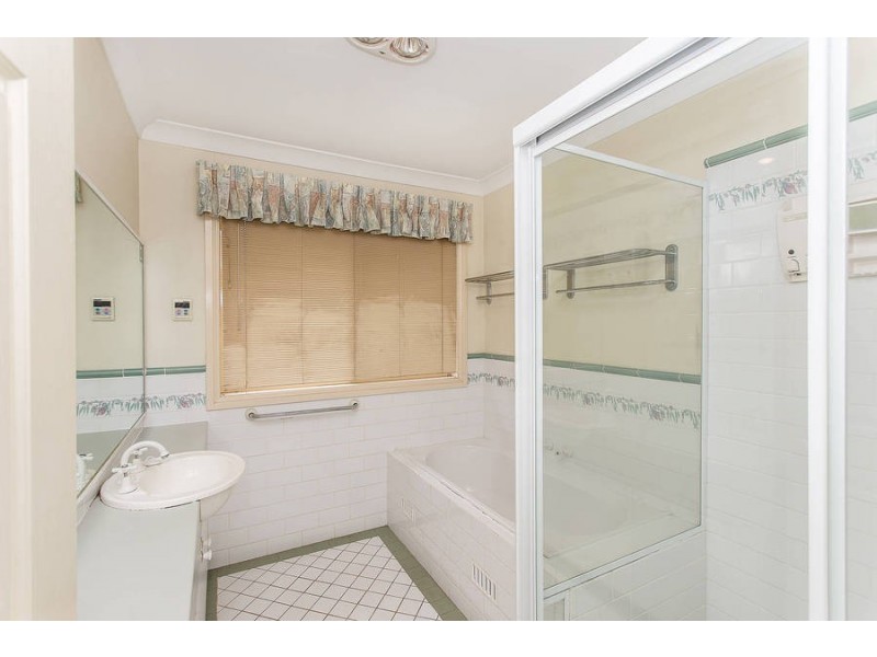 11 Treeview Place, Mardi NSW 2259