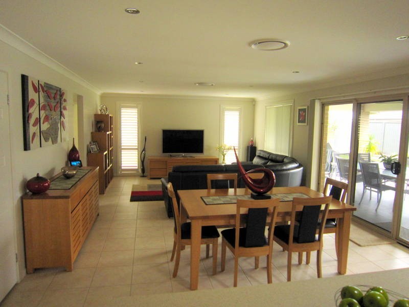 3 Queenscliff Place, Mardi NSW 2259